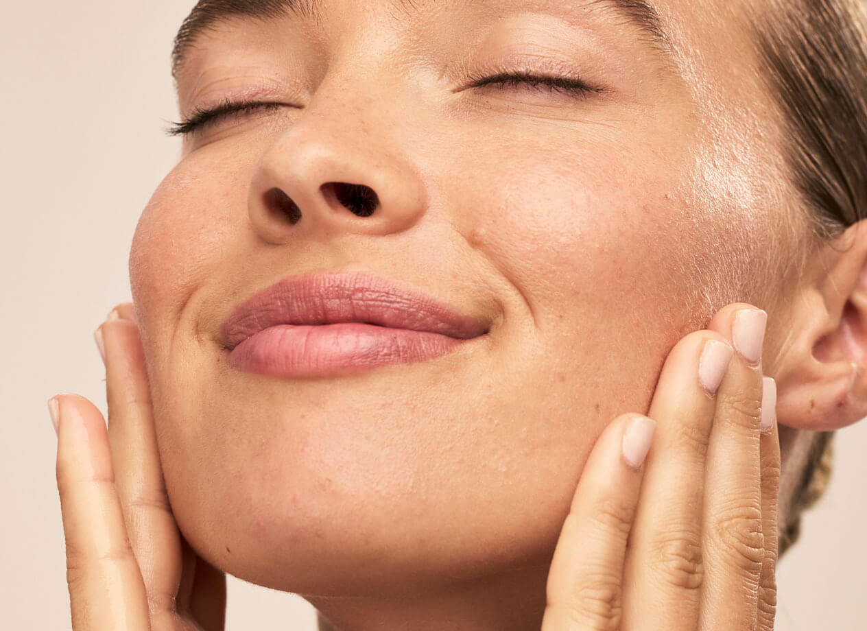 SK-II 's R&D expert explains PITERA™ Skincare Essence, and how SKII's proprietary ingredients benefit your skin.